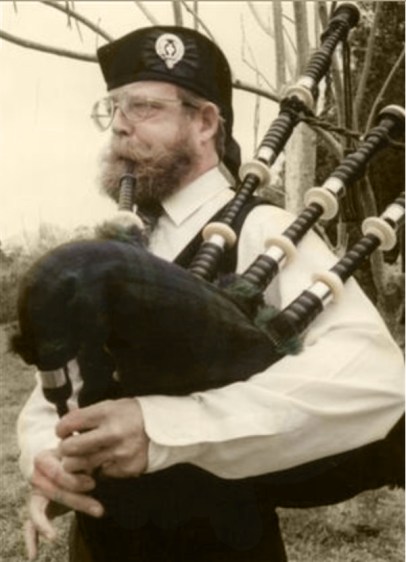 Image of bagpiper John Carpenter